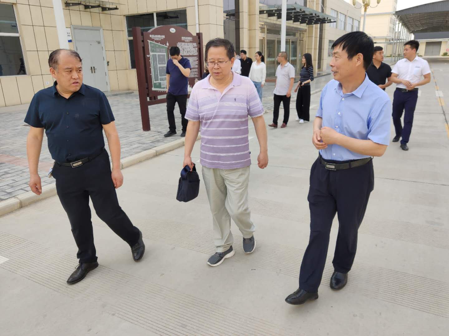 1590118283841057019.jpg 7361d11d376f8f8956fba784a5b483c.jpg